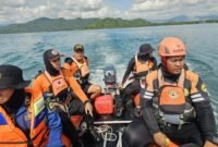 Tim SAR Gabungan Saat Melakukan Pencarian Korban