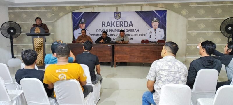Suasana rapat Kerja Apdesi Sulsel di Kabupaten Bone