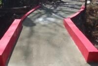 Foto : Jembatan Penghubung Masjid Almarkas Setelah di perbaiki