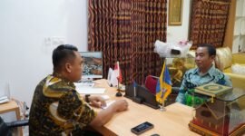 Pj Bupati Bone Andi Winarno Eka Putra saat melakukan Tes wawancara kepada salah satu Calon Dewas PDAM Wae manurung, Sabtu, 28/12/2024