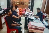 Kakak korban yang didampingi Tim Kuasa Hukumnya saat dimintai keterangan oleh penyidik, Senin, 17 Februari 2025