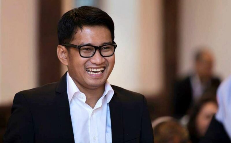 Rismono Sarlim, (Koordinator Jalan Santai)