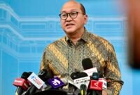 Rosan perkasa Roeslani