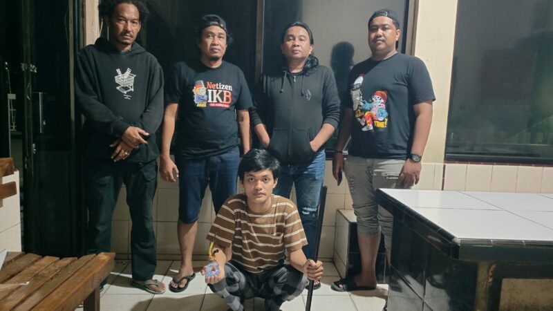 Terduga pelaku saat diamankan di Polsek Tanete Riattang