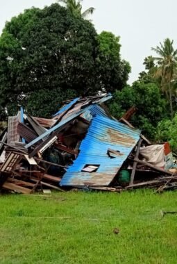 Belasan Rumah di Desa Mallari Rusak Parah Diterjang Puting Beliung