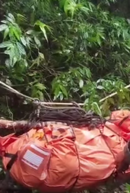 Terjepit di Tebing Tegak Lurus, 1 Korban Pesawat ATR Ditemukan Tim SAR