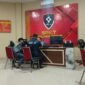 Tim Kuasa Hukum saat mendatangi SPKT Polres Bone, Rabu Malam, 14/4/2026