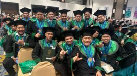 Bupati Luwu Timur, Ir. H. Irwan Bachri Syam, ST, MT, IPM, ASEAN Eng, (Depan)