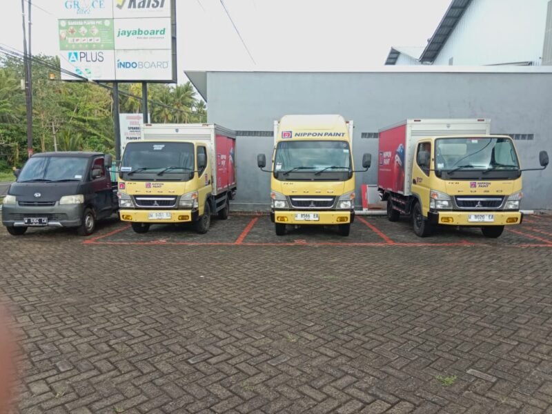 Suasana kantor Depo Nippon Paint Cabang Bone.