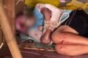 Tangkapan layar Video, Saat korban di evakuasi oleh pihak keluarga di rumah kosong.