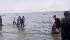 Foto : Suasana kepanikan pengunjung di lokasi kejadian.