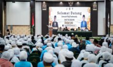 Gubernur Sulsel Sambut 392 Jemaah Haji Kloter 21, Sampaikan Pesan Makna Haji Mabrur