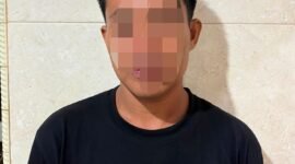 Terduga pelaku saat diamanakan polisi.