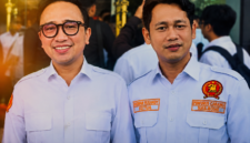 Foto : Ketua PP Satria, Bambang Haryadi (Kiri), Ketua PC Satria Gerindra Bone, Riswan Rusandy (Kanan).