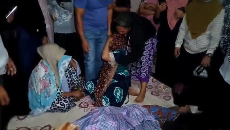 Ketgam : Situasi Rumah duka.