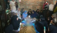 Gambar : Suasana rumah duka di Kelurahan tanete kecamatan Cina Kabupaten Bone. Minggu 20/9/2026.