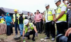 Gubernur Sulsel _Groundbreaking_ Lapangan Pallempang Luwu, Targetkan Jadi Pusat Aktivitas Warga